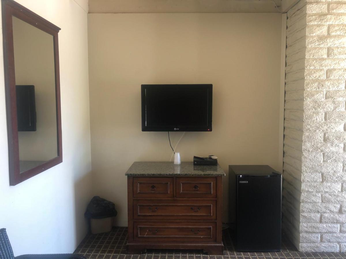 إنديو Palm Shadow Inn Motel المظهر الخارجي الصورة